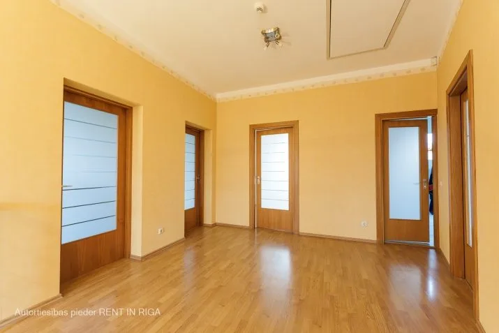 Pārdod māju, Kabiles iela 29, Mārupes novads, Mārupe / 430 000 € 39