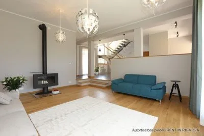Pārdod māju, Sudraba iela 3, Garkalnes novads, Garkalne / 298 000 € 1