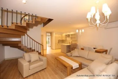 Pārdod māju, Sīļukalnu iela 11, Babītes novads, Babītes pagasts, Sēbruciems / 290 000 € 1