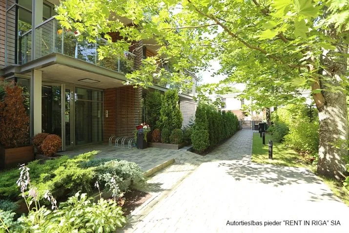 Ceriņu iela 18 1