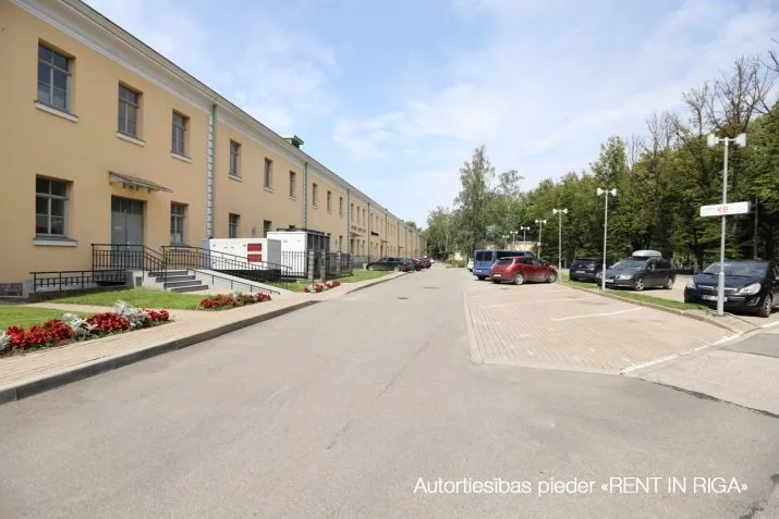 Office For Rent, Kronvalda bulvāris street 3, Rīga, Labais krasts, Centrs / 5 100 € 17