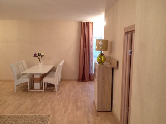 Apartment For Rent, Republikas laukums street 3, Rīga, Labais krasts, Centrs / 1 100 € 2