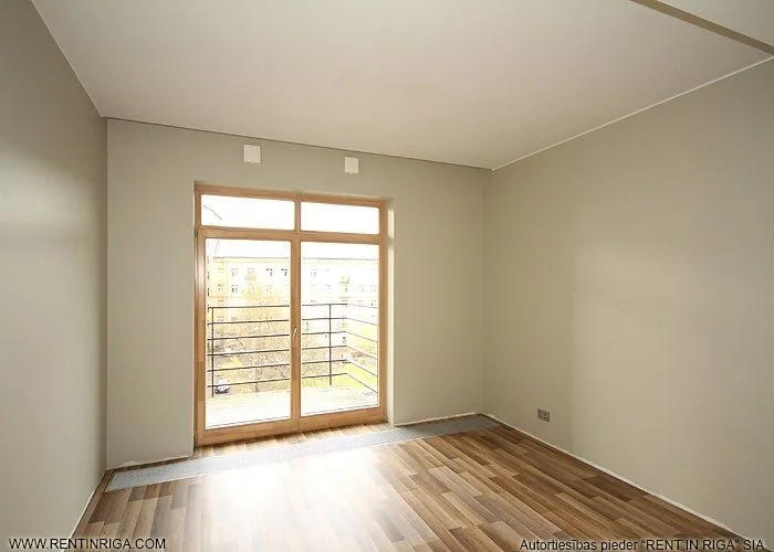 Pārdod dzīvokli, Hospitāļu iela 23, Rīga, Labais krasts, Centrs / 277 000 € 10