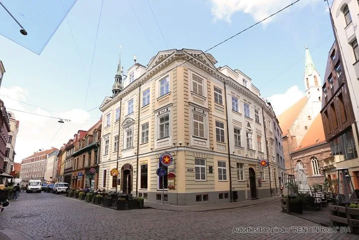 Izīrē biroju, Grēcinieku iela 1, Rīga, Labais krasts, Vecrīga / 720 € 10