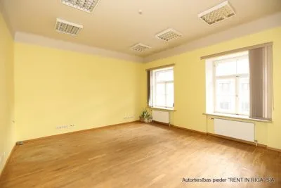 Izīrē biroju, Grēcinieku iela 1, Rīga, Labais krasts, Vecrīga / 720 € 2