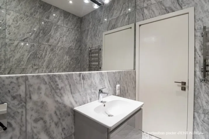 Продажа квартиры, Stabu улица 18B, Rīga, Labais krasts, Centrs / 193 300 € 12