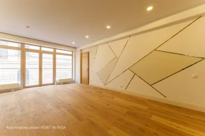 Pārdod dzīvokli, Stabu iela 18B, Rīga, Labais krasts, Centrs / 279 250 € 2