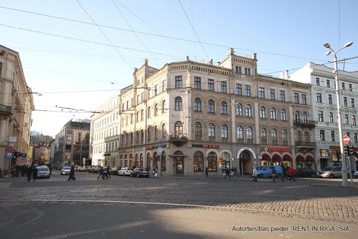 commercial premises For Rent, Aspazijas street 30, Rīga, Labais krasts, Centrs / 2 500 € 12