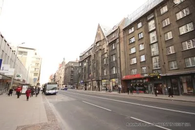 Izīrē tirdzniecības telpas, Brīvības iela 60, Rīga, Labais krasts, Centrs / 1 500 € 2