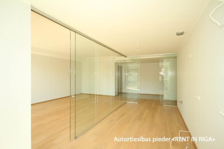 Pārdod dzīvokli, Dzintaru prospekts iela 36, Jūrmala, Dzintari / 479 000 € 9