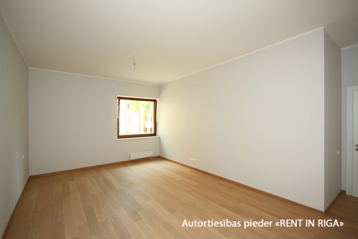 Pārdod dzīvokli, Dzintaru prospekts iela 36, Jūrmala, Dzintari / 479 000 € 18