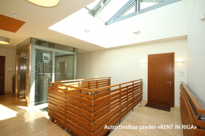 Pārdod dzīvokli, Dzintaru prospekts iela 36, Jūrmala, Dzintari / 479 000 € 28