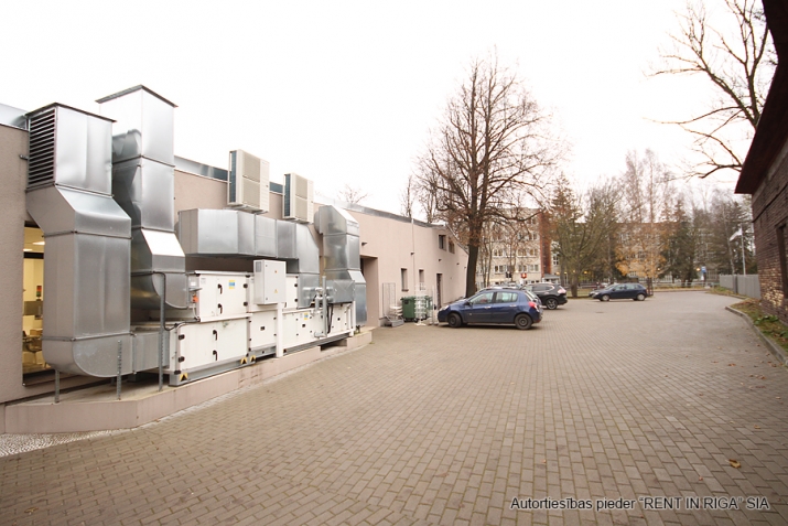 Ventspils iela 48 8