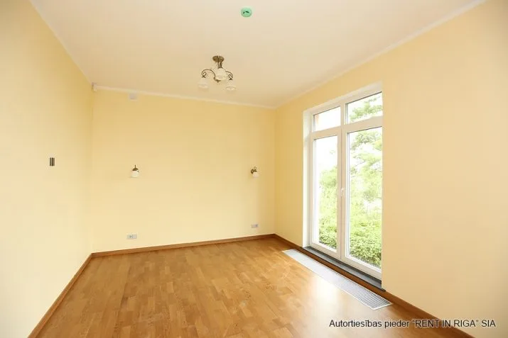 Pārdod dzīvokli, Peldu iela 3, Jūrmala, Pumpuri / 400 000 € 9