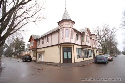 Izīrē tirdzniecības telpas, Ķemeru iela 2, Jūrmala, Dzintari / 600 € 2