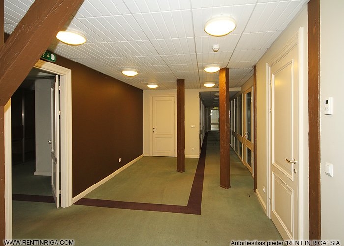 Alunāna iela 2 11