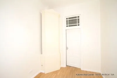 Pārdod biroju, Meierovica bulvāris 6, Rīga, Labais krasts, Centrs / 195 000 € 6