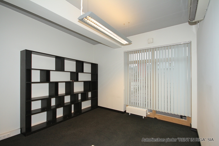 Izīrē biroju, Hospitāļu iela 23, Rīga, Labais krasts, Centrs / 850 € 8