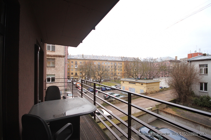 Izīrē biroju, Hospitāļu iela 23, Rīga, Labais krasts, Centrs / 850 € 12