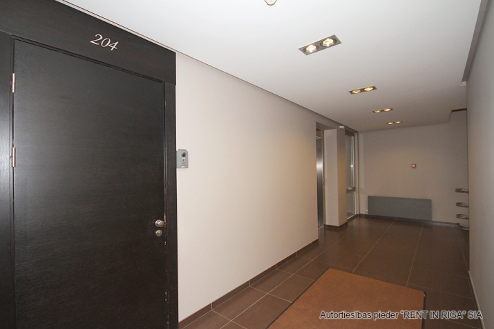 Izīrē biroju, Hospitāļu iela 23, Rīga, Labais krasts, Centrs / 850 € 15