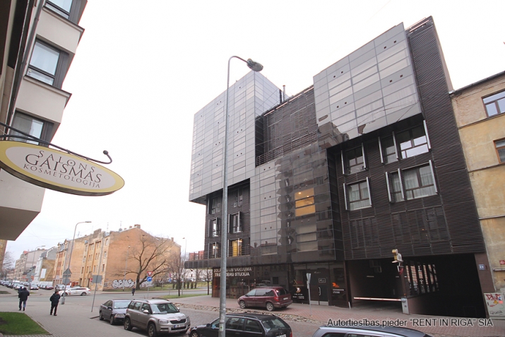 Izīrē biroju, Hospitāļu iela 23, Rīga, Labais krasts, Centrs / 850 € 17