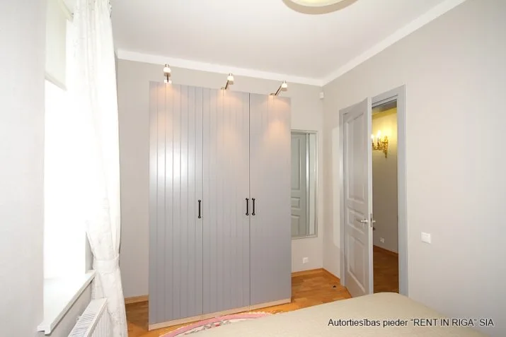 Izīrē dzīvokli, Smilšu 10, Jūrmala, Majori / 2 300 € 8