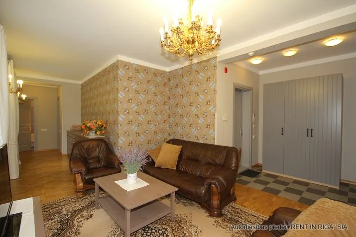 Izīrē dzīvokli, Smilšu 10, Jūrmala, Majori / 2 300 € 6