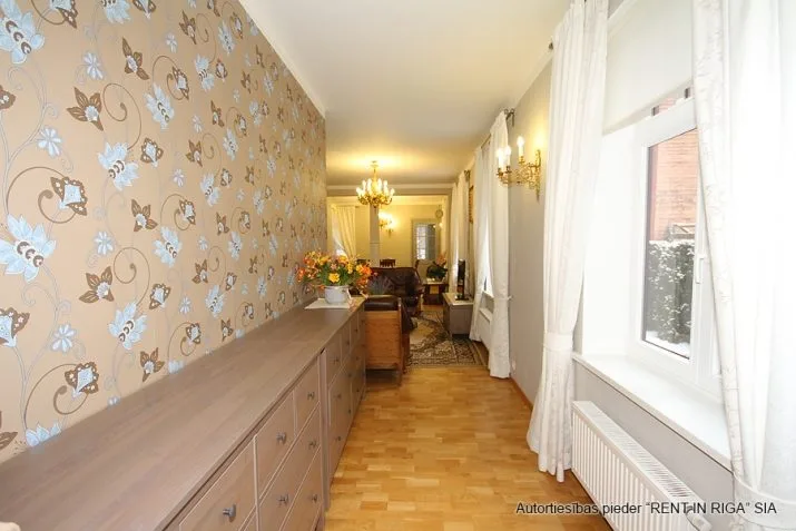 Izīrē dzīvokli, Smilšu 10, Jūrmala, Majori / 2 300 € 7