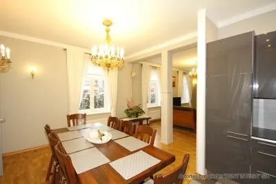 Izīrē dzīvokli, Smilšu 10, Jūrmala, Majori / 2 300 € 2