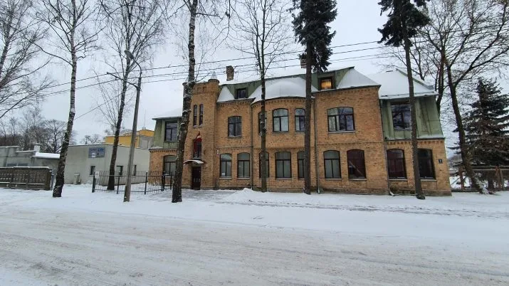 Izīrē biroju, Krūzes iela 5, Rīga, Kreisais krasts, Šampēteris / 890 € 1