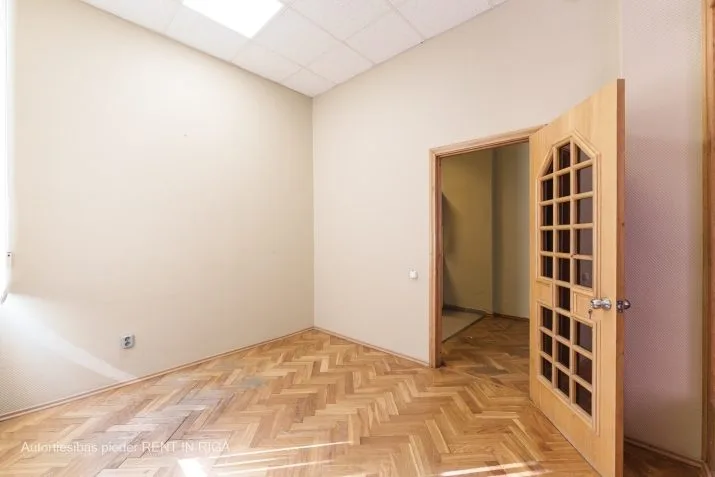 Krūzes iela 5 7