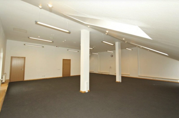Image 1 of 6