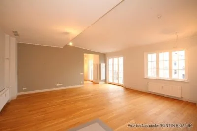 Pārdod dzīvokli, Skolas iela 20, Rīga, Labais krasts, Centrs / 340 000 € 5