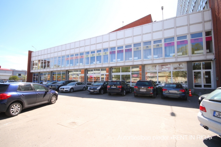 Ganību dambis iela 24d 2
