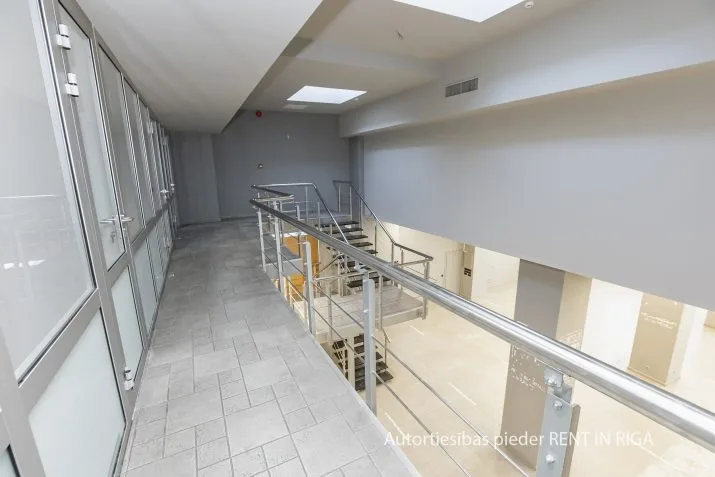 commercial premises For Rent, Bērzaunes street 9, Rīga, Labais krasts, Centrs / 3 800 € 8