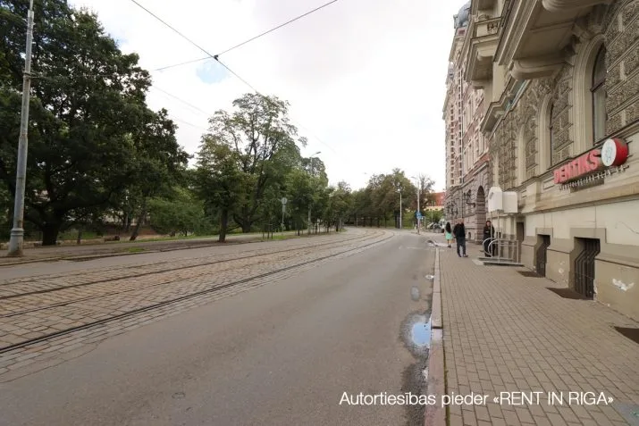 commercial premises For Rent, Meierovica street 4, Rīga, Labais krasts, Centrs / 800 € 9