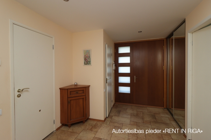 Pārdod māju, Upes iela 4, Stopiņu novads, Līči / 322 000 € 33