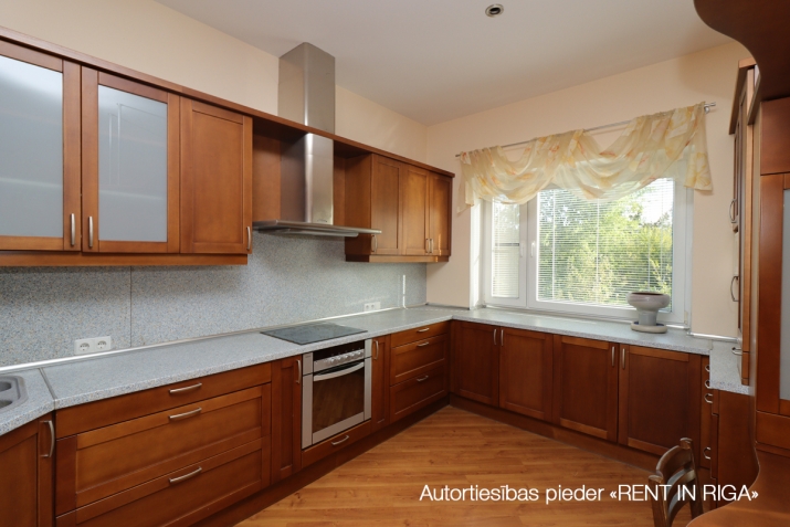 Pārdod māju, Upes iela 4, Stopiņu novads, Līči / 322 000 € 42
