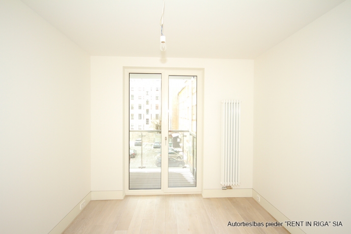 Pārdod dzīvokli, Dzirnavu iela 36, Rīga, Labais krasts, Centrs / 281 242 € 9