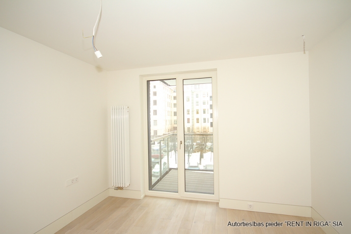 Pārdod dzīvokli, Dzirnavu iela 36, Rīga, Labais krasts, Centrs / 281 242 € 11