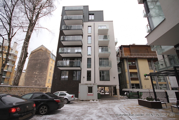 Pārdod dzīvokli, Dzirnavu iela 36, Rīga, Labais krasts, Centrs / 452 325 € 19