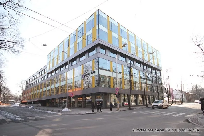 Valdemāra iela 62 1