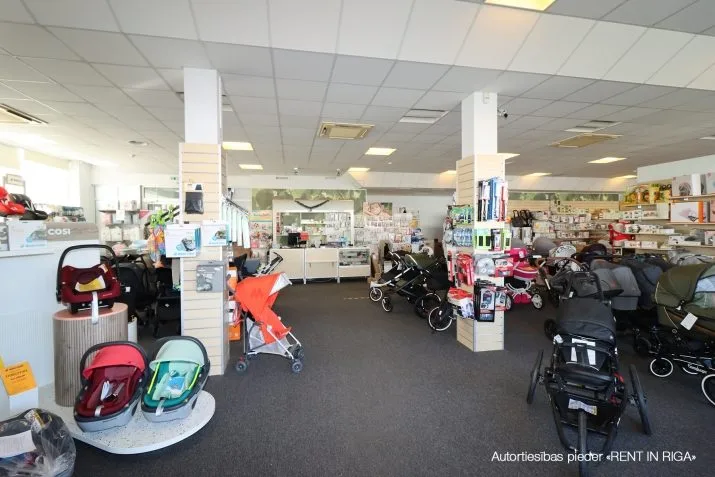 Pārdod biroju, Brīvības iela 244, Rīga, Labais krasts, Teika / 1 850 000 € 32