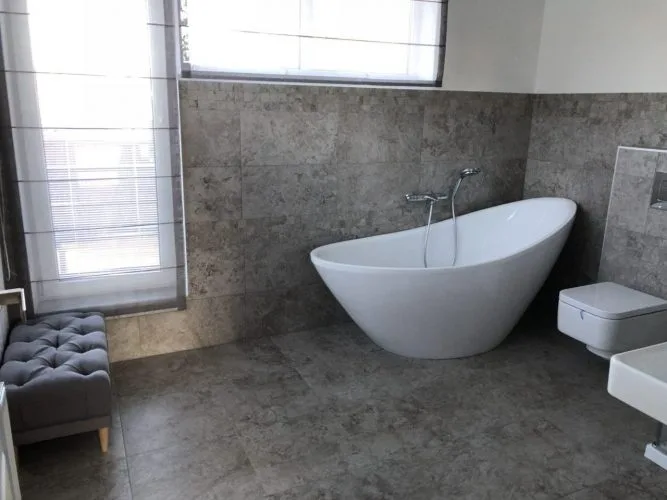 Izīrē māju, Aveņu iela 45, Jūrmala, Asari / 1 700 € 19
