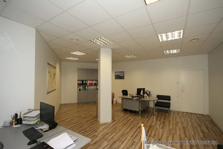 Izīrē biroju, Cēsu iela 31, Rīga, Labais krasts, Centrs / 3 087 € 14