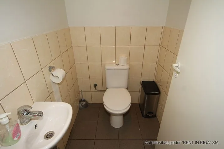 Izīrē biroju, Cēsu iela 31, Rīga, Labais krasts, Centrs / 3 087 € 16
