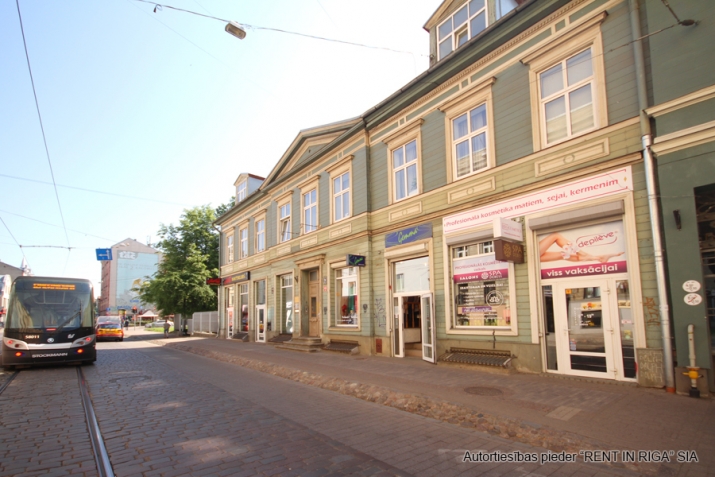 Attēls 1 no 21