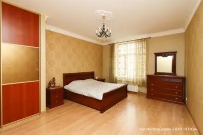Izīrē dzīvokli, Kr. Barona iela 14, Rīga, Labais krasts, Centrs / 750 € 6