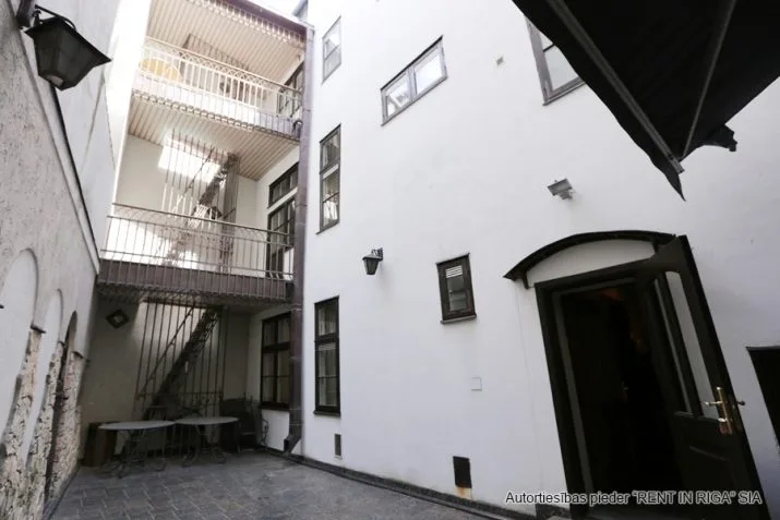 Pārdod tirdzniecības telpas, Anglikāņu iela 3, Rīga, Labais krasts, Centrs / 850 000 € 48