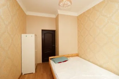 Pārdod dzīvokli, Kr. Barona iela 14, Rīga, Labais krasts, Centrs / 190 000 € 10
